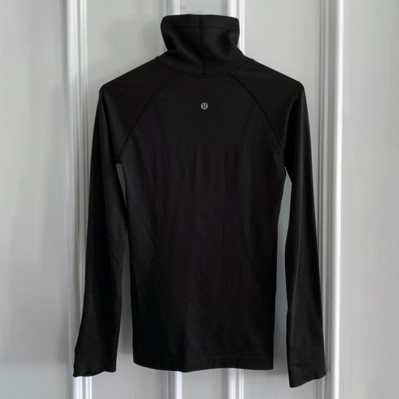 Swiftly Speed Turtleneck - Picture 4 of 4